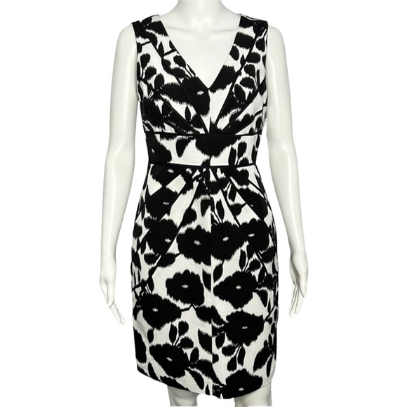 julia jordan Dresses & Skirts - NWT Julia Jordan black white floral sleeveless sheath dress sz 6